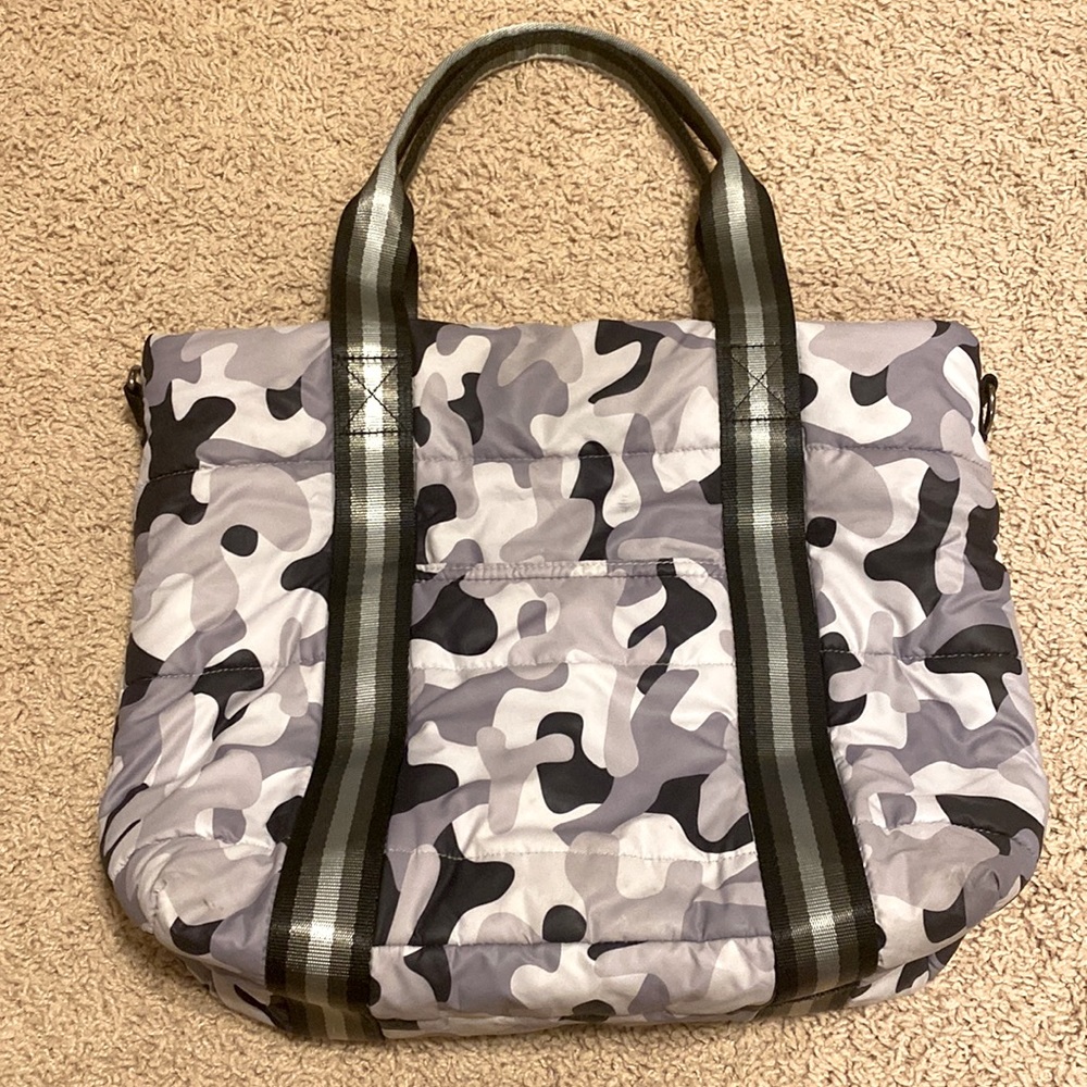 Haute shore camo purse!